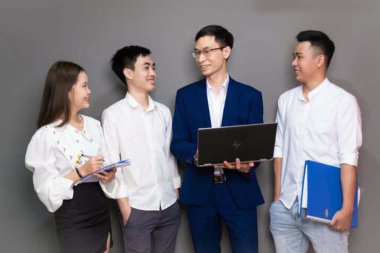 中越双语运营团队
